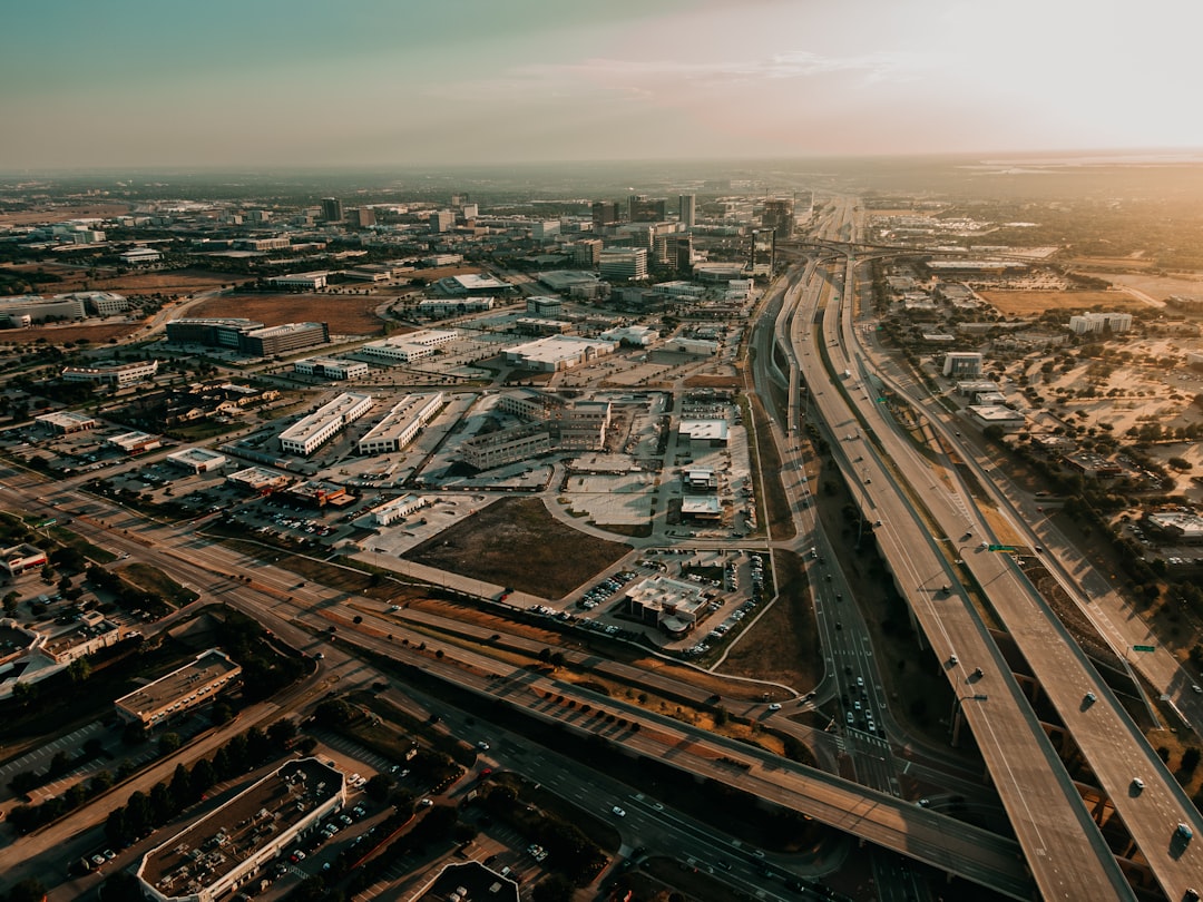 Dallas — Bishop Arts spillover